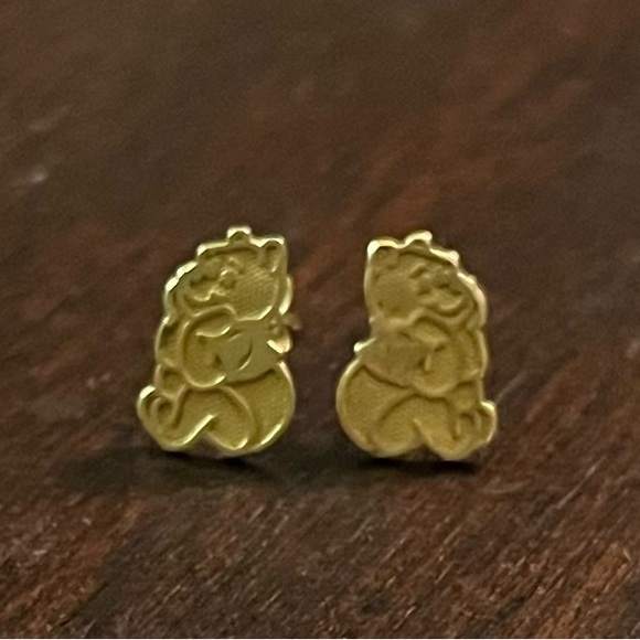Disney Other - 14k Gold Winnie the Pooh Stud earrings